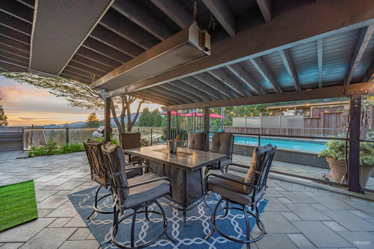 Seymour Private Bedroom, Ensuite Bathroom With Shared Pool, Hot Tub With Views นอร์ทแวนคูเวอร์ ภายนอก รูปภาพ