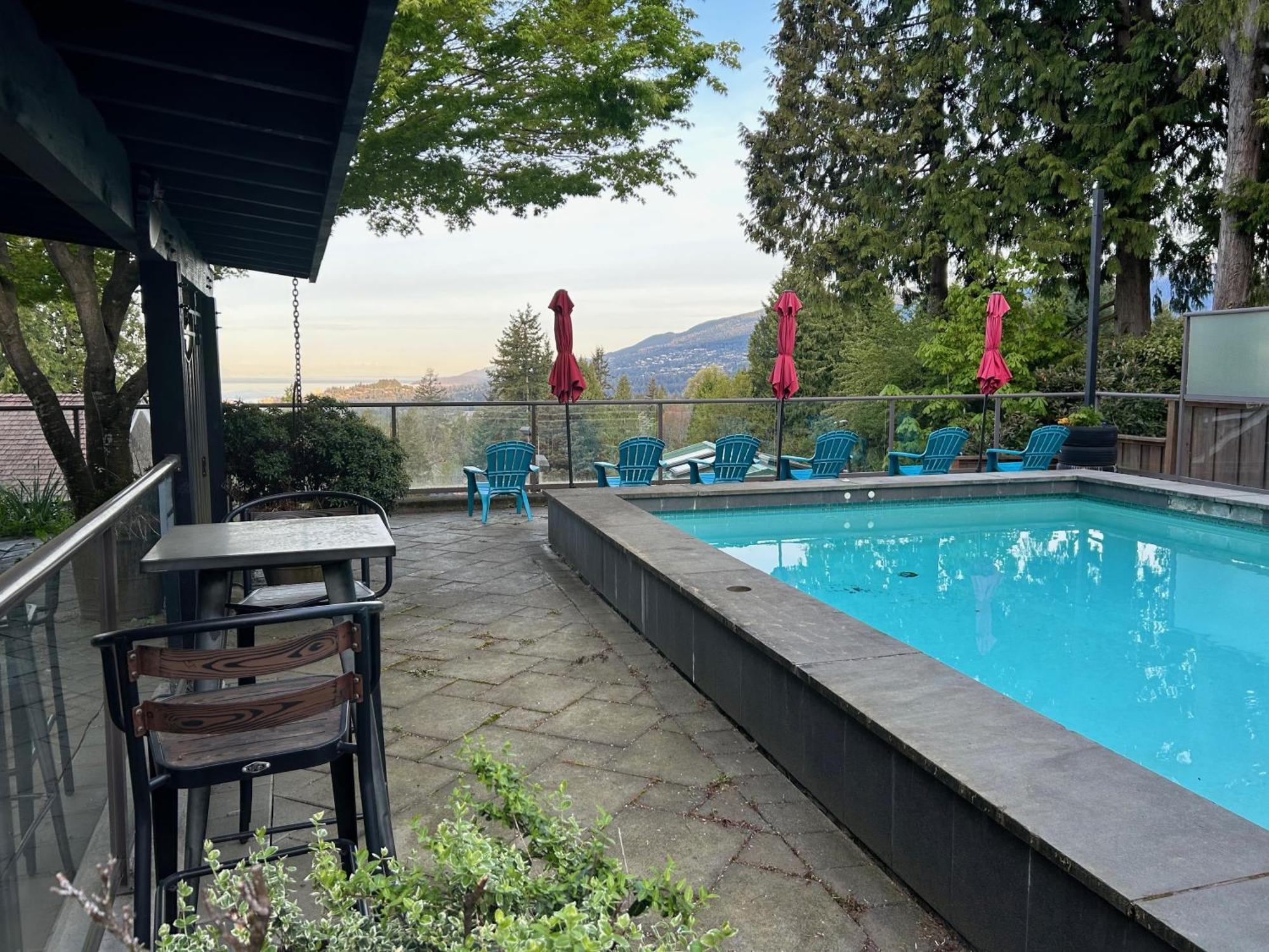 Seymour Private Bedroom, Ensuite Bathroom With Shared Pool, Hot Tub With Views นอร์ทแวนคูเวอร์ ภายนอก รูปภาพ